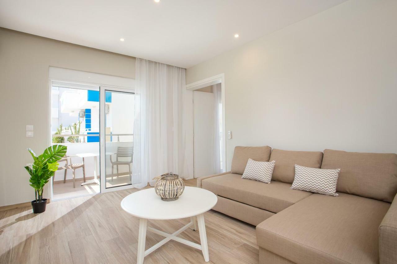 פליראקי Avi Suites 2 מראה חיצוני תמונה